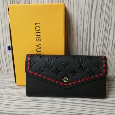 double v wallet