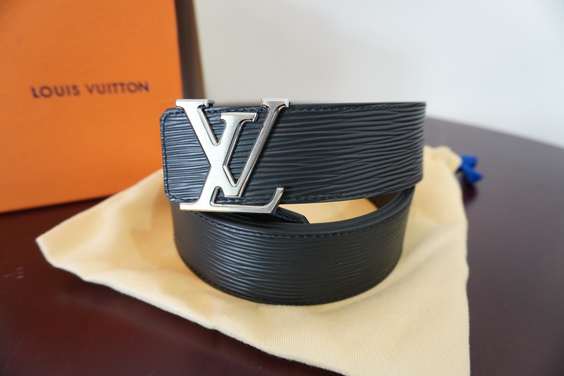 Louis Vuitton Black Epi Ceinture Belt with Sherwood Bum Bag 866781 –  Bagriculture