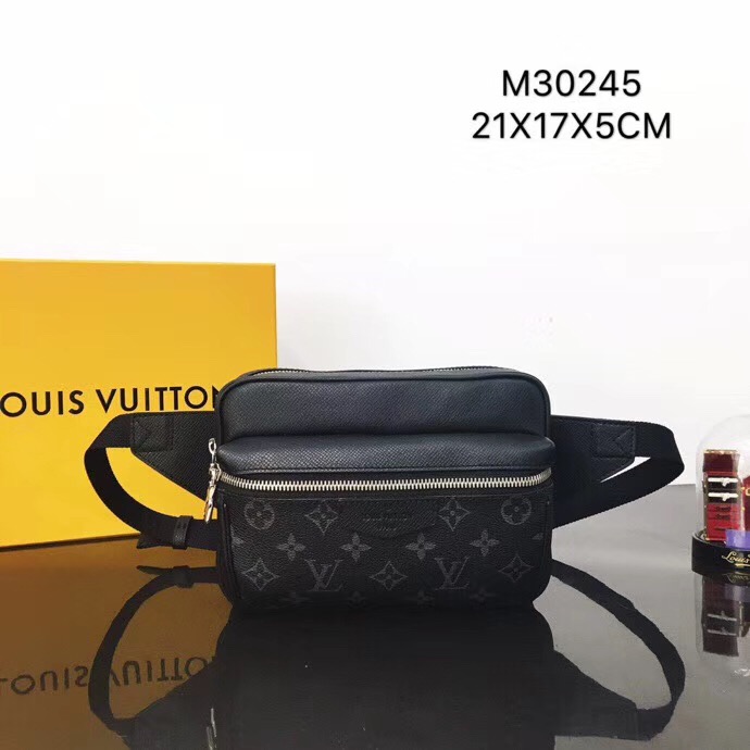Louis Vuitton Outdoor bumbag (M30245)